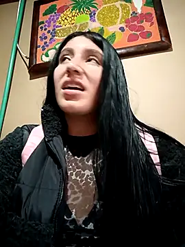 Snapshot of __Antonella chatting on 10/23/25, 09:02 Antonella online show from 10/23/25, 09:02