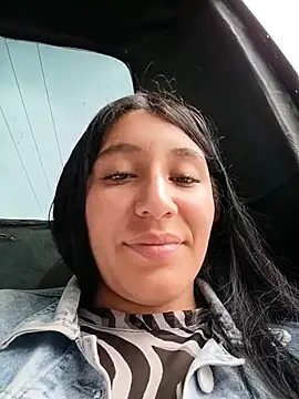 Snapshot of __Antonella chatting on 11/13/25, 03:55 Antonella online show from 11/13/25, 03:55