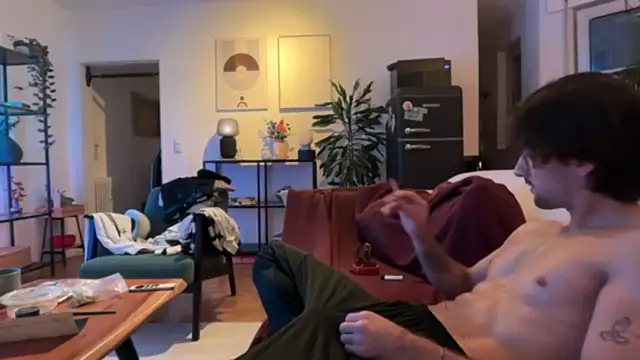 Snapshot of Passion-Frucht chatting on 10/16/25, 10:44 Passion-Frucht online show from 10/16/25, 10:44