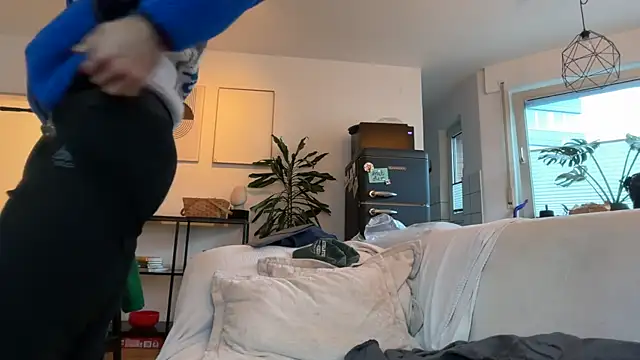 Snapshot of Passion-Frucht chatting on 10/27/25, 03:38 Passion-Frucht online show from 10/27/25, 03:38