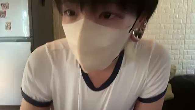 tora3220 online show from 10/14/25, 05:19