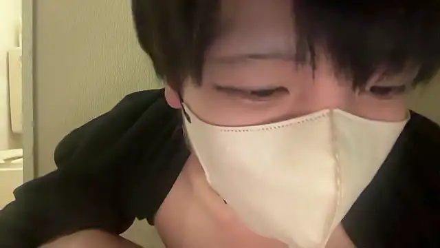 tora3220 online show from 10/25/25, 04:57