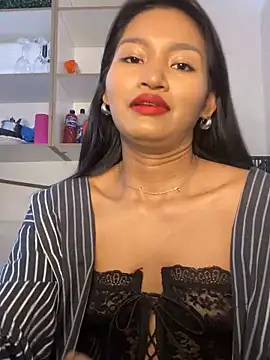 fenixzara online show from 11/22/25, 07:35