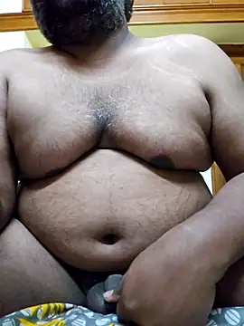 Snapshot of BigShowXxXx@xh chatting on 11/12/25, 05:57 BigShowXxXxxh online show from 11/12/25, 05:57