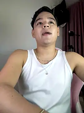 Snapshot of KairoBlaze chatting on 10/15/25, 04:12 KairoBlaze online show from 10/15/25, 04:12