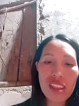 Snapshot of Sera_sexy01 chatting on 10/12/25, 01:43 Sera sexy01 online show from 10/12/25, 01:43