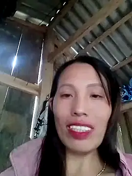 Snapshot of Sera_sexy01 chatting on 10/25/25, 08:11 Sera sexy01 online show from 10/25/25, 08:11