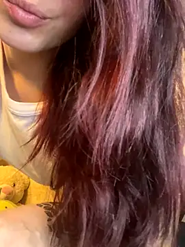 came lia1 online show from 10/30/25, 02:46