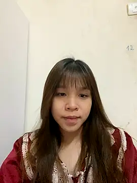 Hanaa07  online show from 10/05/25, 02:15