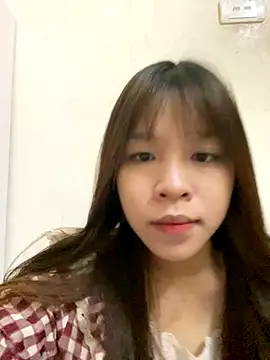 Hanaa07  online show from 10/07/25, 12:19