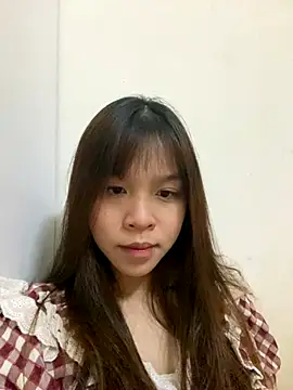 Hanaa07  online show from 10/11/25, 12:58