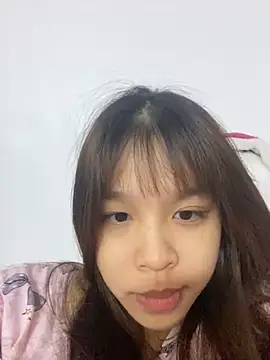 Hanaa07  online show from 11/01/25, 12:40