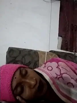 Hot ruip58585 online show from 10/29/25, 10:22