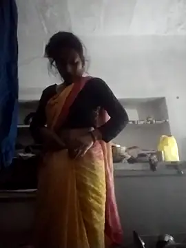 Hot ruip58585 online show from 11/01/25, 12:45