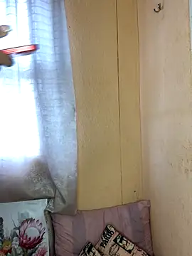 Caramel102004 online show from 11/03/25, 11:44