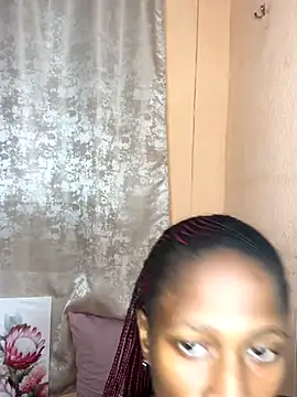 Caramel102004 online show from 11/05/25, 09:48