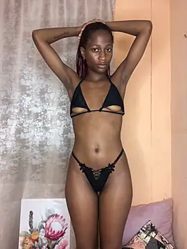 Caramel102004 online show from 11/06/25, 08:21