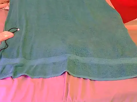 Horny-Alicia online show from 11/12/25, 08:37