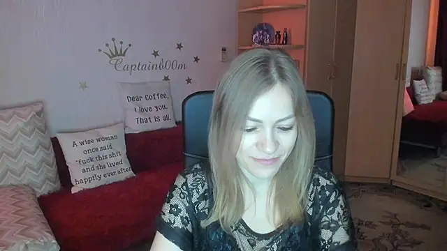 Tiffany Bates online show from 10/17/25, 03:42