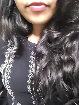 Snapshot of Miss_Rose__ chatting on 10/07/25, 04:59 Miss Rose online show from 10/07/25, 04:59