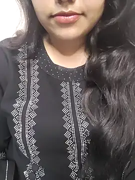 Snapshot of Miss_Rose__ chatting on 10/16/25, 06:31 Miss Rose online show from 10/16/25, 06:31