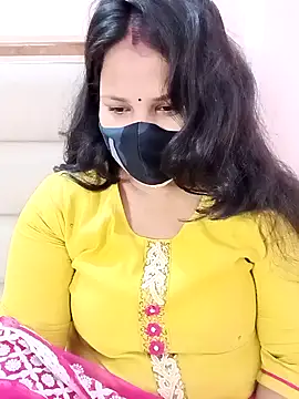 Snapshot of Miss_Rose__ chatting on 10/25/25, 09:28 Miss Rose online show from 10/25/25, 09:28