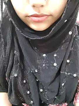 Snapshot of Miss_Rose__ chatting on 10/28/25, 05:59 Miss Rose online show from 10/28/25, 05:59