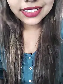 Snapshot of Miss_Rose__ chatting on 11/06/25, 12:50 Miss Rose online show from 11/06/25, 12:50