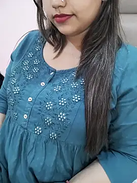 Snapshot of Miss_Rose__ chatting on 11/14/25, 02:05 Miss Rose online show from 11/14/25, 02:05