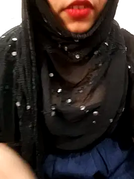 Snapshot of Miss_Rose__ chatting on 11/19/25, 07:41 Miss Rose online show from 11/19/25, 07:41