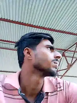 Snapshot of LesserUpset chatting on 10/26/25, 04:18 LesserUpset online show from 10/26/25, 04:18