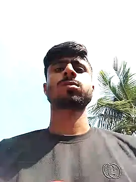 Snapshot of LesserUpset chatting on 11/14/25, 04:11 LesserUpset online show from 11/14/25, 04:11