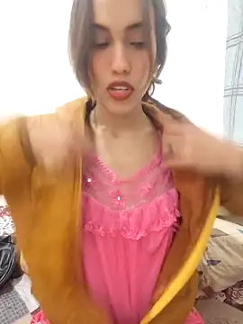 Snapshot of Lilo-skinny chatting on 10/25/25, 05:15 Lilo-skinny online show from 10/25/25, 05:15