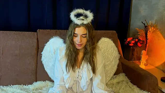 LilianLee online show from 11/05/25, 03:34