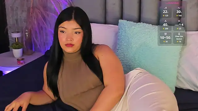 EmmaBlossom online show from 10/29/25, 07:15