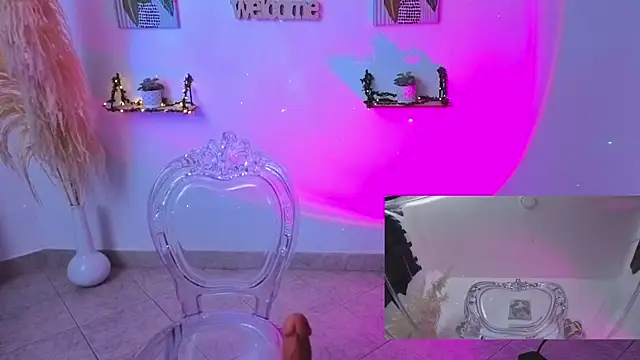 pequitasmedusa9 online show from 10/11/25, 07:01