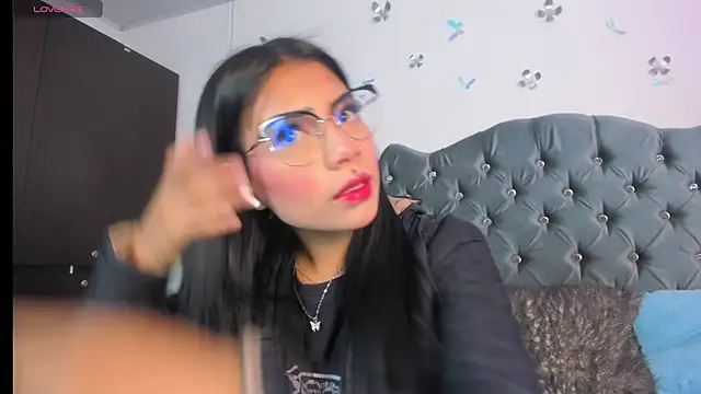 Snapshot of i_alessa chatting on 10/03/25, 12:46 i alessa online show from 10/03/25, 12:46