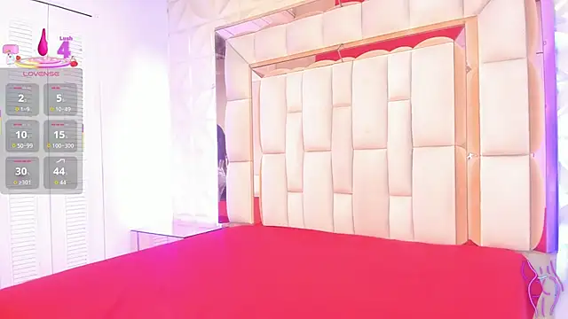 Sarah Adamss online show from 11/17/25, 12:22