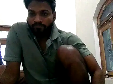 Snapshot of Raw12499 chatting on 11/21/25, 04:00 Raw12499 online show from 11/21/25, 04:00