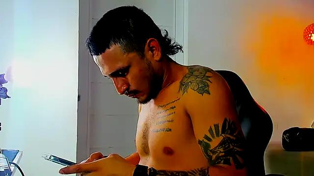 Kevinfox23cms online show from 10/04/25, 08:01