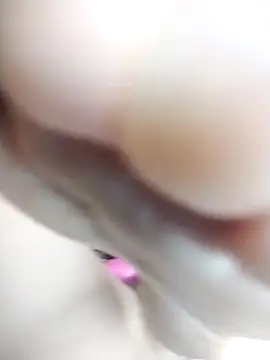 Snapshot of ssssavageee chatting on 11/16/25, 05:24 ssssavageee online show from 11/16/25, 05:24