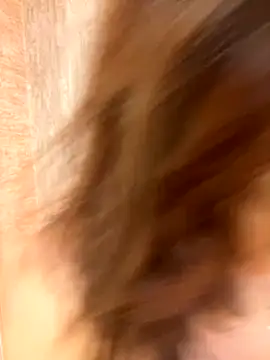 Mia Valmont online show from 11/15/25, 02:46