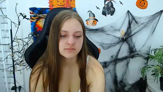 ArinaBelle online show from 10/27/25, 02:48