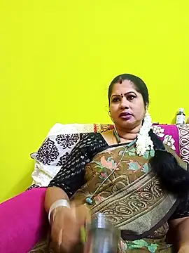 Sexymeenukutti online show from 10/05/25, 12:14