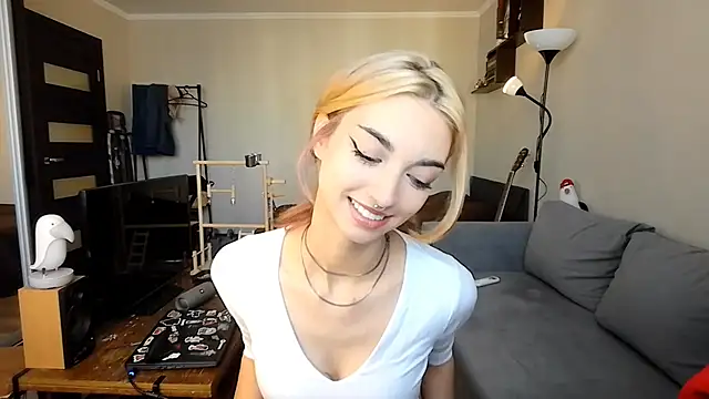 JillianBozak online show from 10/03/25, 09:17