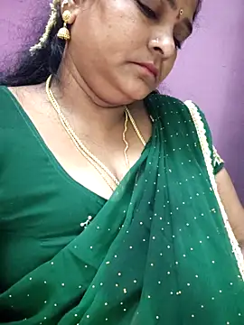 navyasree143 online show from 10/30/25, 01:18