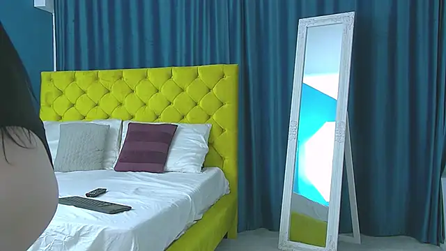 RubyHills online show from 11/08/25, 05:18