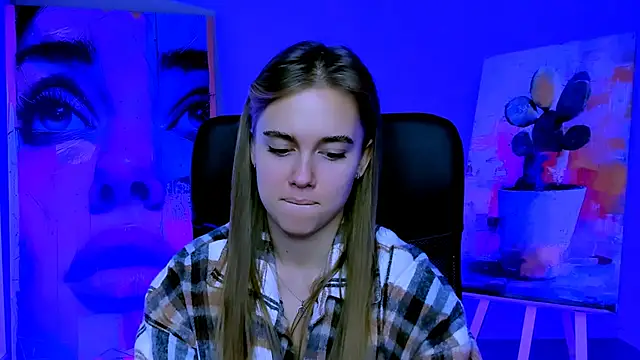 JuneWoods online show from 11/17/25, 06:30