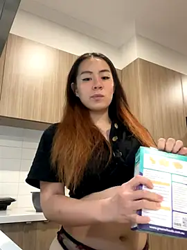 blueburrypie online show from 12/04/25, 01:42