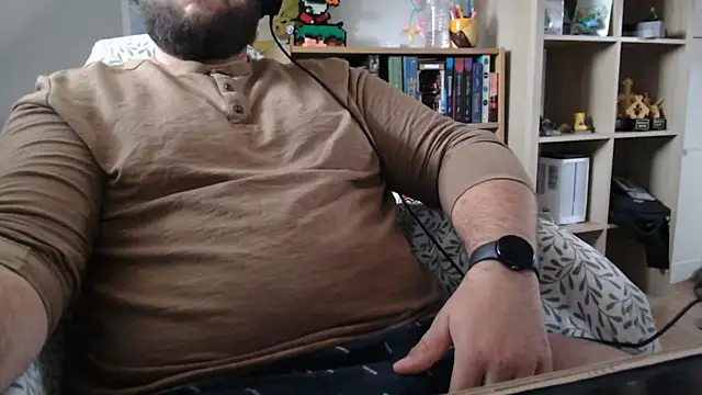 Snapshot of chubbear_fr chatting on 09/25/25, 01:04 chubbear fr online show from 09/25/25, 01:04